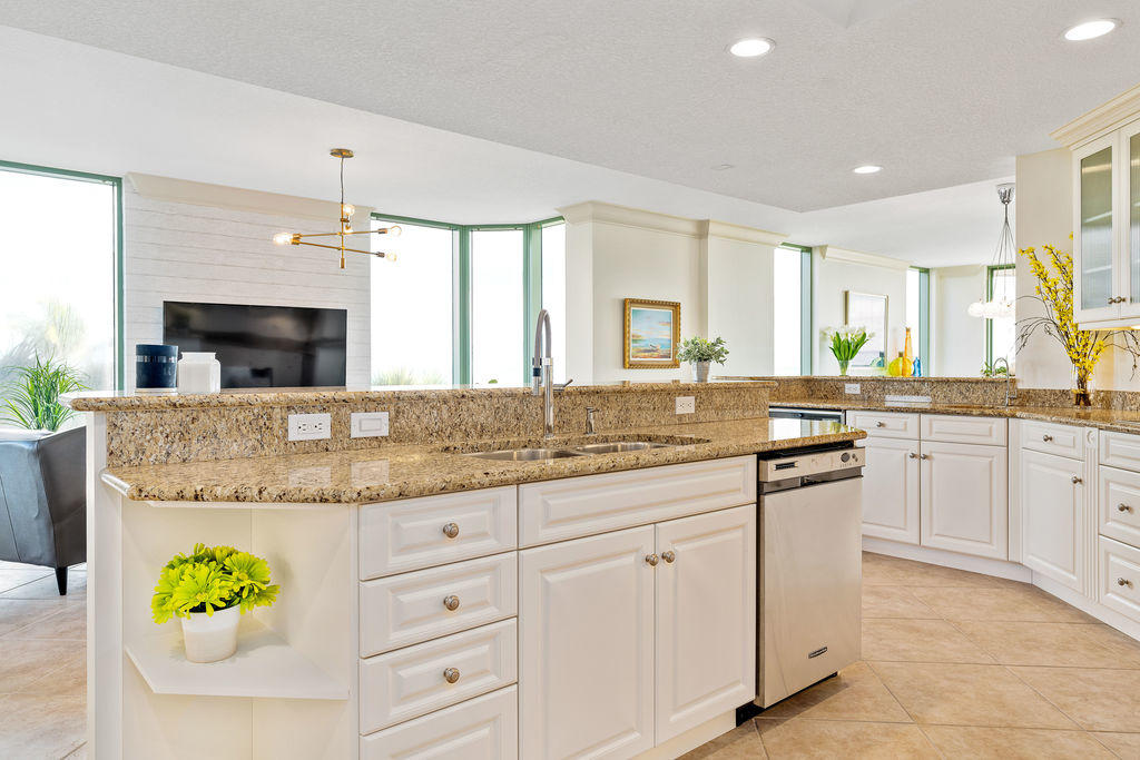 Customer Experience for Stone Fabricators - Grand Onyx